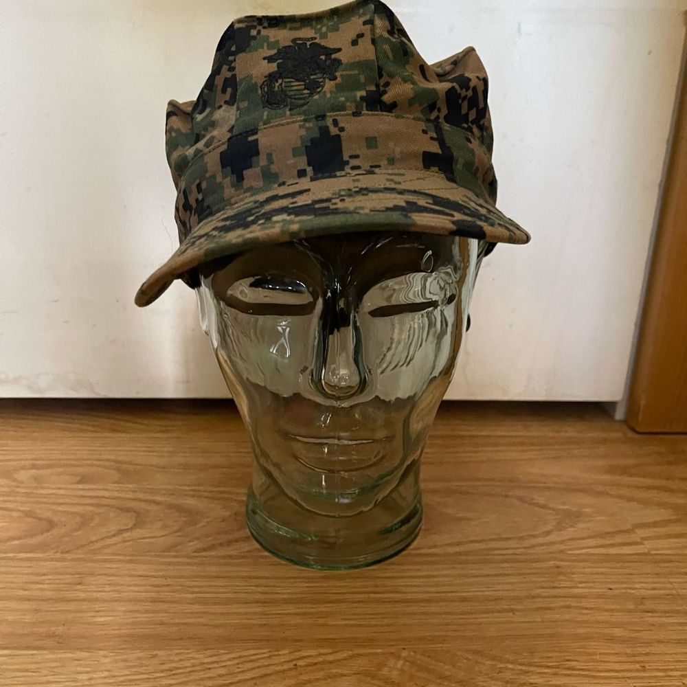 Marine Corps unisex cap size XS